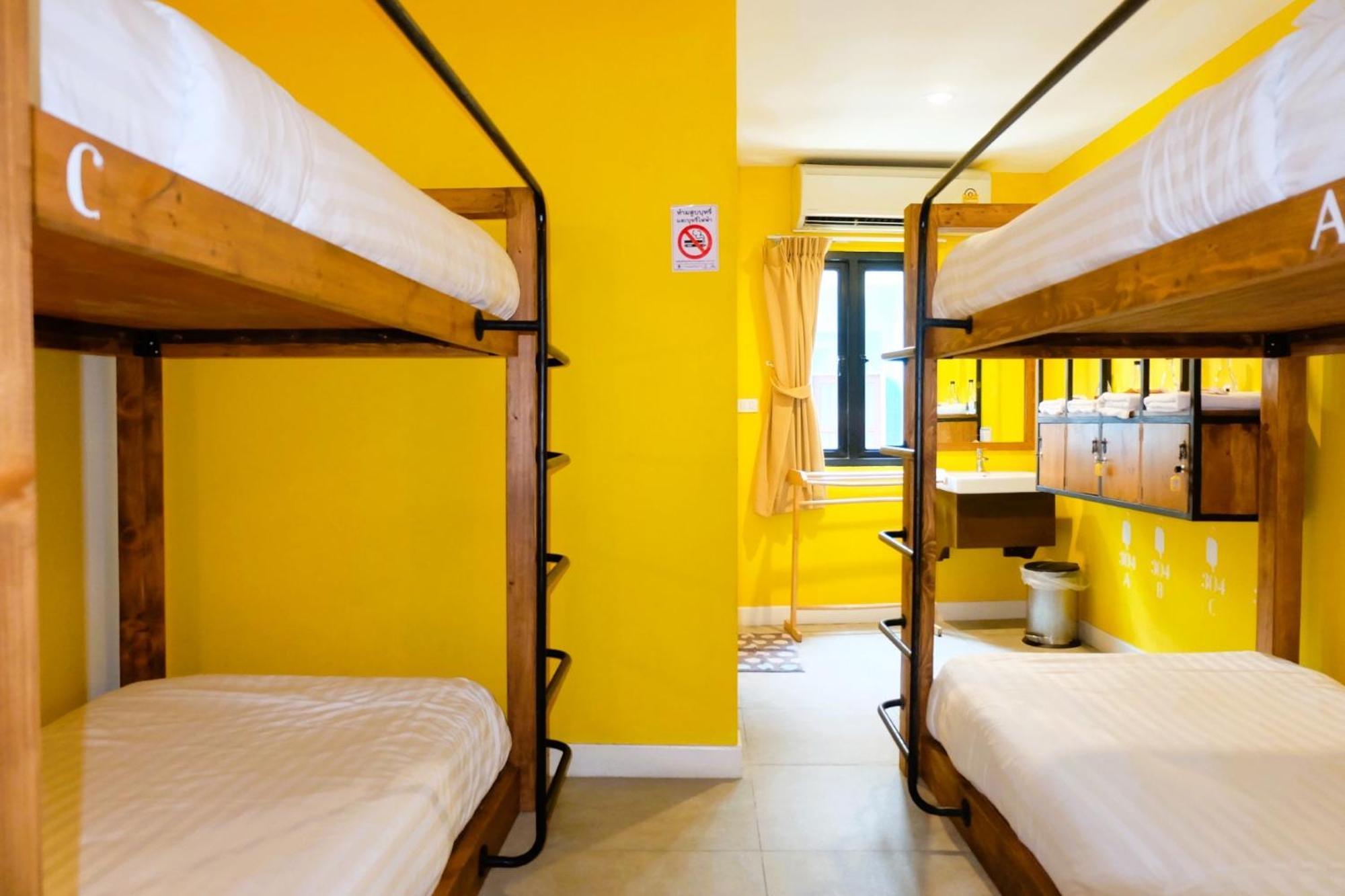 Siri Poshtel Bangkok Hostel Kültér fotó